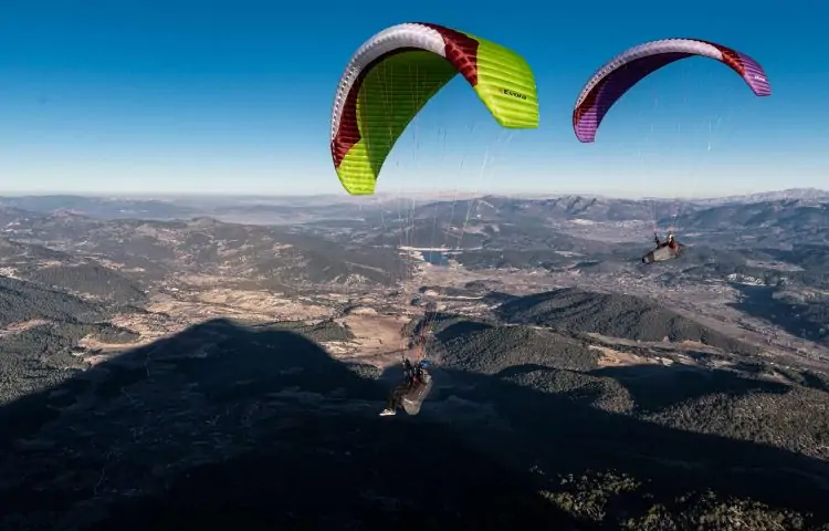 Gin Paragliders